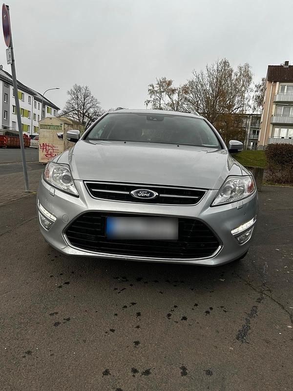Gebraucht Ford Mondeo Titanium 200 PS (147 kW) 2012 Silber Kombi