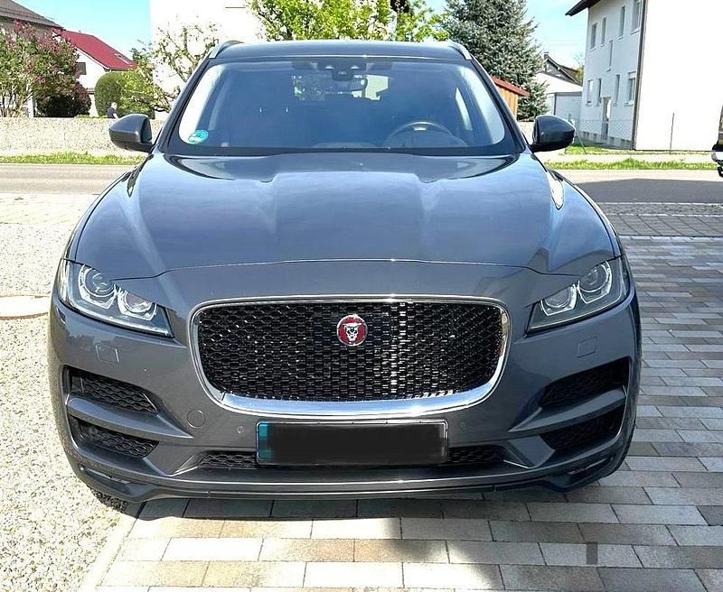 Gebraucht Jaguar F-Pace 250 PS (183 kW) 2019 Grau SUV