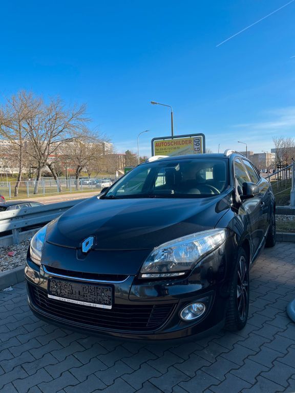Schwarz Gebraucht 2013 Renault Mégane III Initiale Paris Limousine | 5.980 € (Fairer Preis) - Bild 1/4