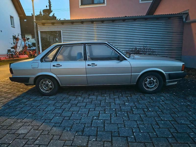 Gebraucht Audi 80 90 PS (66 kW) 1984 Silber Limousine