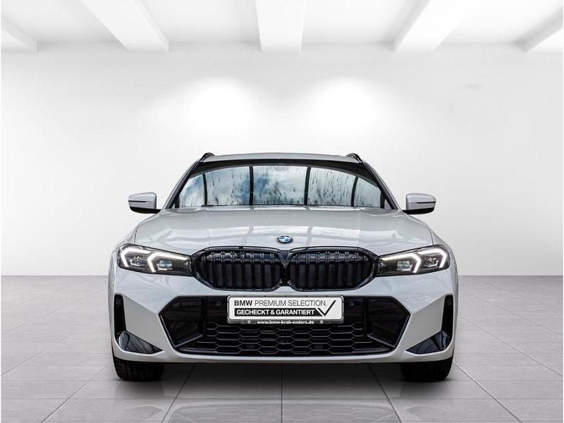 Gebraucht BMW 320 Performance 190 PS (139 kW) 2025 Weiß Limousine