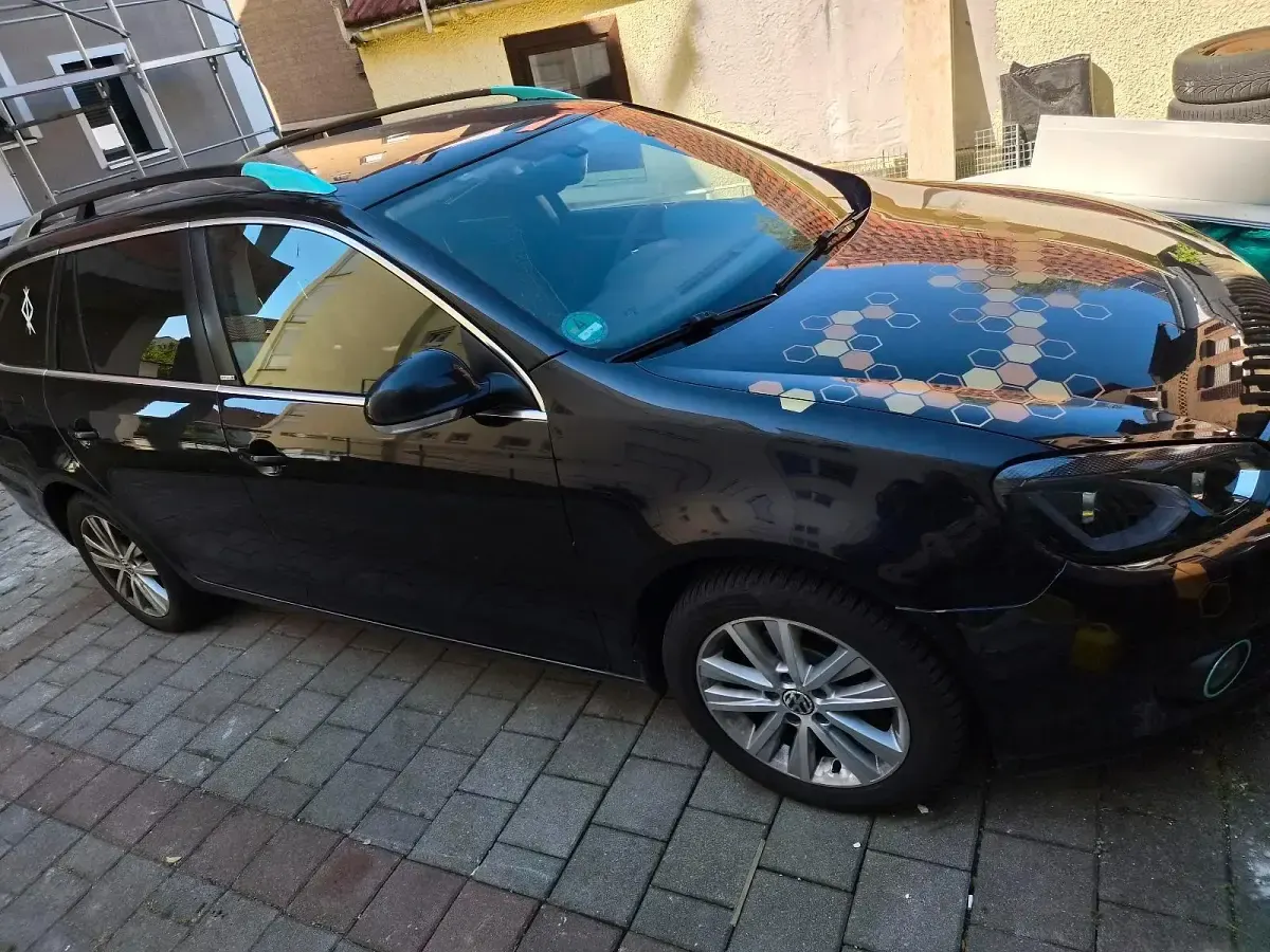 Gebraucht VW Golf VI Style 105 PS (77 kW) 2011 Schwarz Kleinwagen