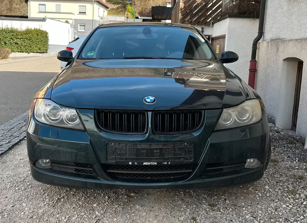 Gebraucht BMW 325 218 PS (160 kW) 2007 Grün Limousine