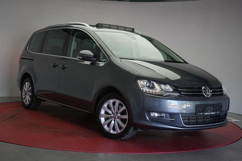 Indium gray Gebraucht 2020 VW Sharan Highline Van / Kleinbus | 32.490 € (Etwas zu teuer) - Bild 1/4