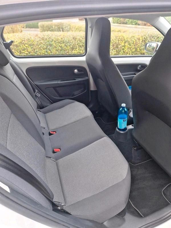 Gebraucht VW up! 60 PS (44 kW) 2016 Weiß Kleinwagen