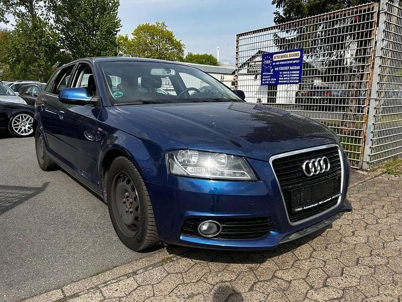 Second-hand Audi A3 Ambiente 160 CP (117 kW) 2010 Albastru Hatchback