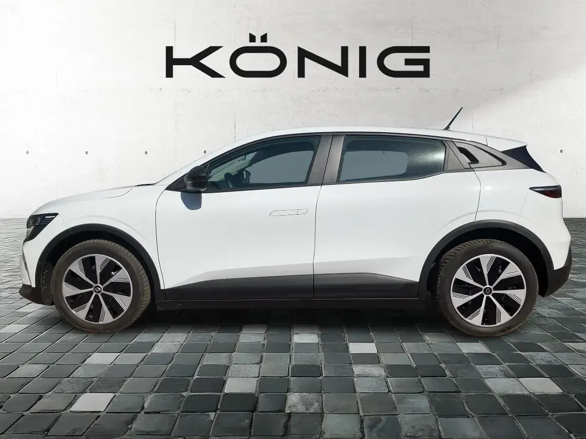 Gebraucht Renault Megane E-Tech Evolution 55 kW (75 PS) 2023 Weiß Limousine