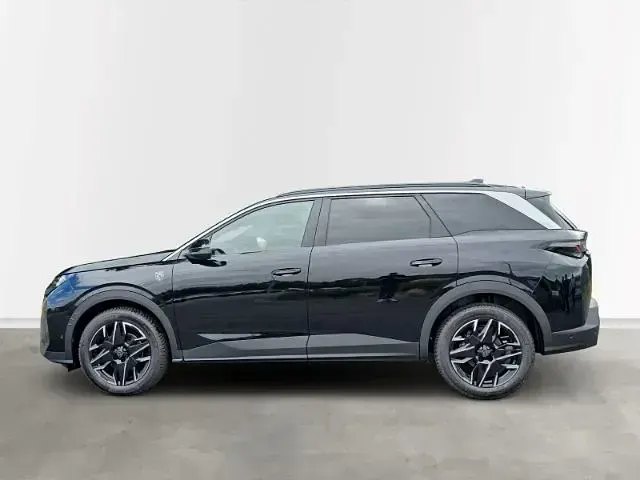 Neu Peugeot 5008 GTi 145 PS (106 kW) 2026 Schwarz SUV