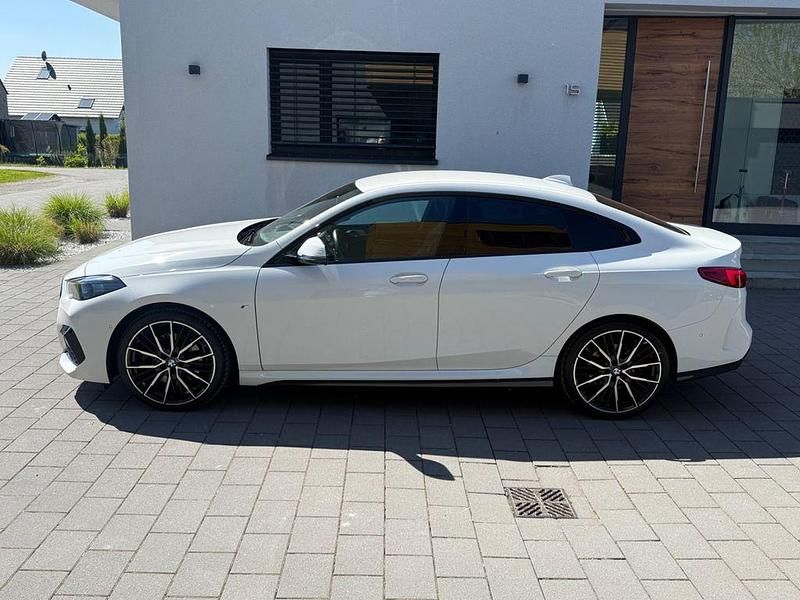 Używany BMW 220 Performance 178 KM (130 kW) 2022 Biały Coupe