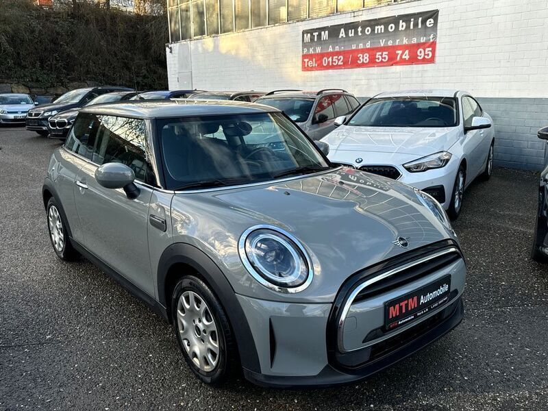 Grau Gebraucht 2021 Mini ONE Essential Kleinwagen | 10.490 € (Fairer Preis) - Bild 1/4