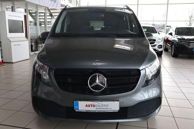 Usata Mercedes V220 Edition 190 CV (139 kW) 2020 Grigio Monovolume