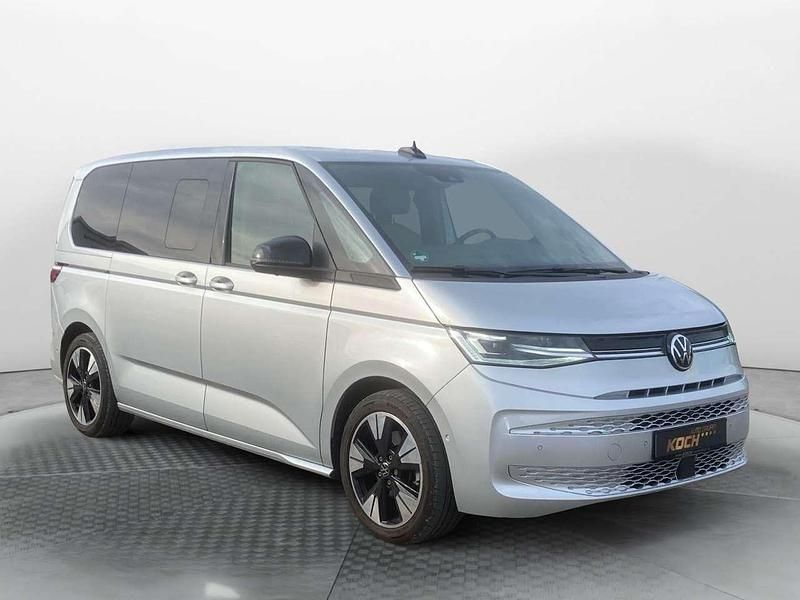 Gebraucht VW Multivan Life 150 PS (110 kW) 2025 Reflexsilber metallic Van / Kleinbus