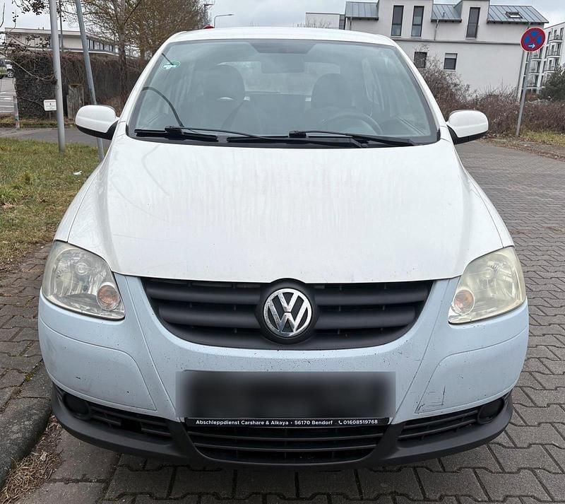 Gebraucht VW Fox 54 PS (39 kW) 2007 Weiß Kleinwagen