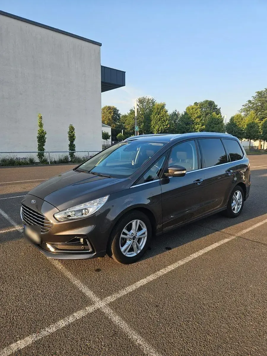 Gebraucht Ford Galaxy Titanium 165 PS (121 kW) 2020 Grau Van / Kleinbus