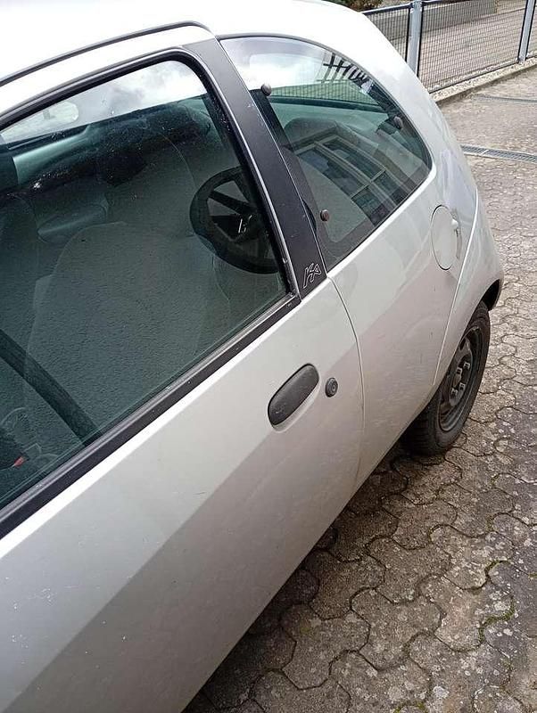 Gebraucht Ford Ka 50 PS (36 kW) 2000 Silber Kleinwagen