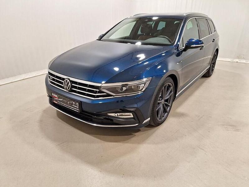 Gebraucht VW Passat Elegance 190 PS (139 kW) 2023 Aquamarinblau metallic Kombi