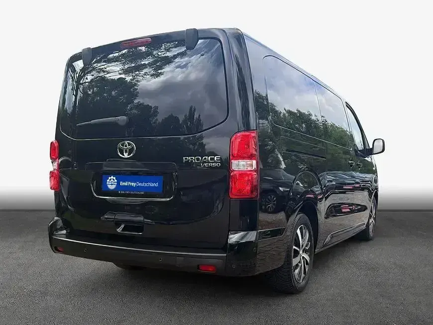 Gebraucht Toyota Proace Team 177 PS (130 kW) 2024 Schwarz Van / Kleinbus