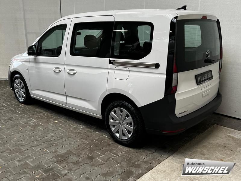 Gebraucht VW Caddy Sound 102 PS (75 kW) 2023 Weiß Van / Kleinbus