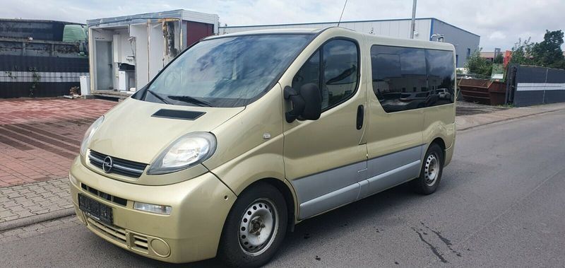 Verkauft Opel Vivaro Tour 2 5 Cdti 7 S Gebraucht 2006 235 000 Km In Rheinland Pfalz