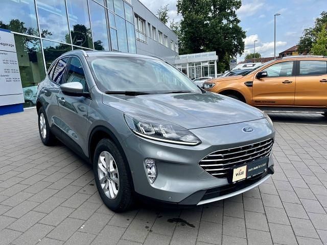 Gebraucht Ford Kuga Titanium 150 PS (110 kW) 2024 Silber SUV