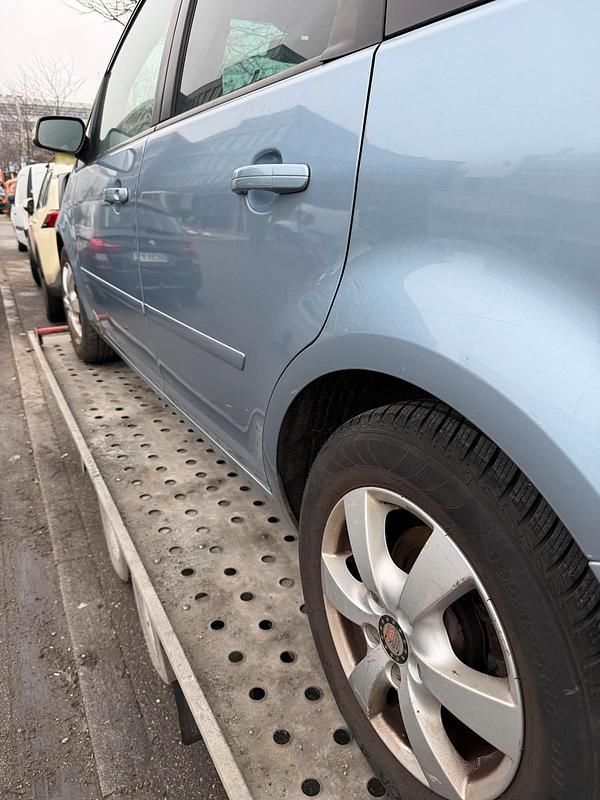 Second-hand Ford Focus 115 CP (84 kW) 2004 Andere farben Break