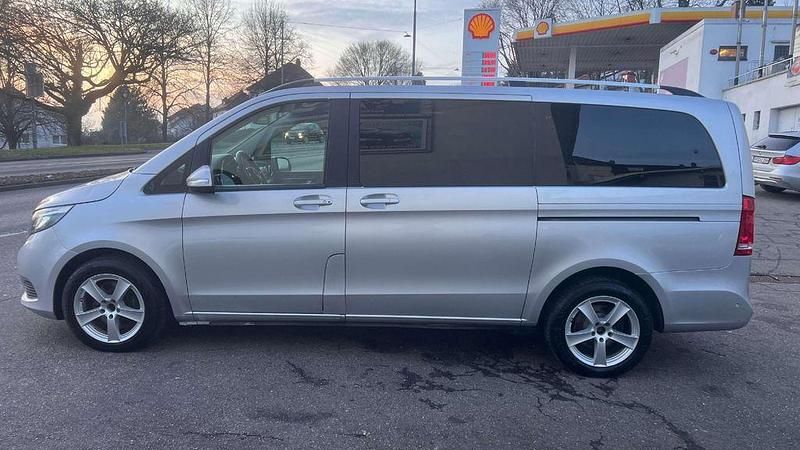 Gebraucht Mercedes V220 163 PS (119 kW) 2015 Grau Van / Kleinbus