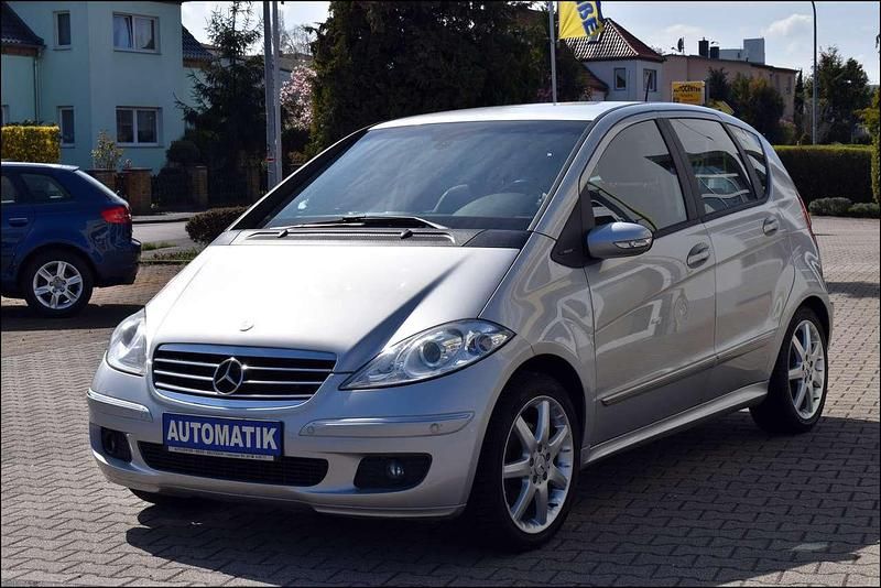 Gebraucht Mercedes A200 193 PS (141 kW) 2008 Polarsilber  metalliclack Kleinwagen