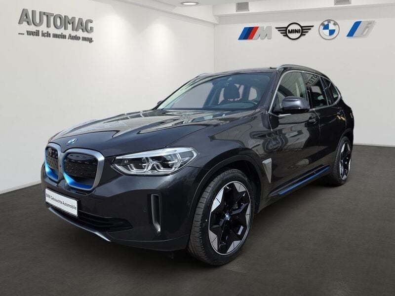 Grau Gebraucht 2022 BMW iX3 Performance SUV | 33.980 € (Superpreis) - Bild 1/4