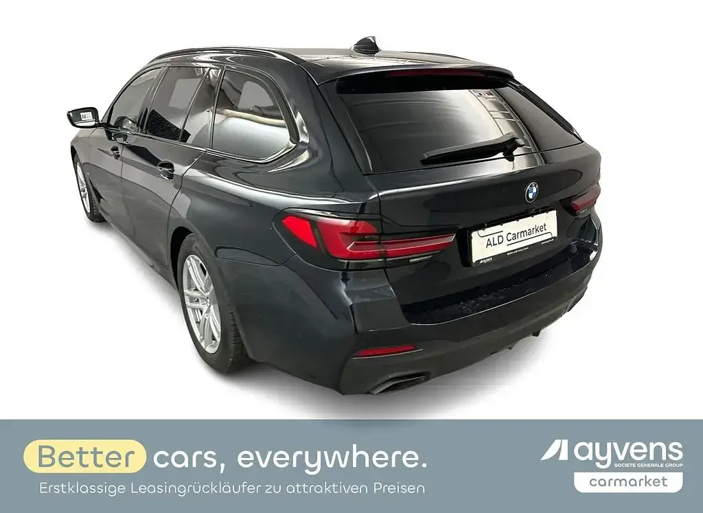 Gebraucht BMW 520 Sport Line 190 PS (139 kW) 2023 Blau Kombi