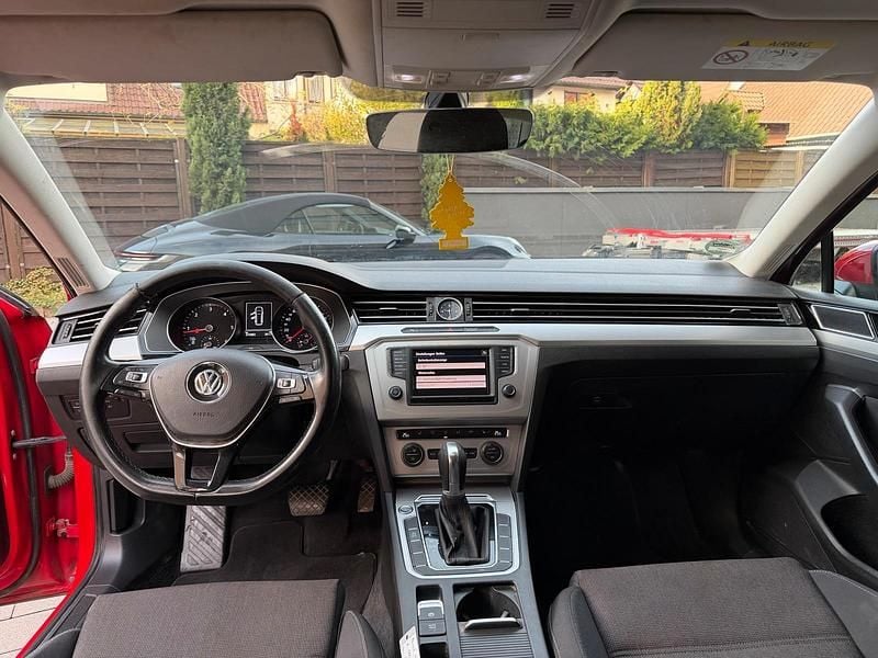Rot Gebraucht 2016 VW Passat Kombi | 6.900 € (Superpreis) - Bild 1/4