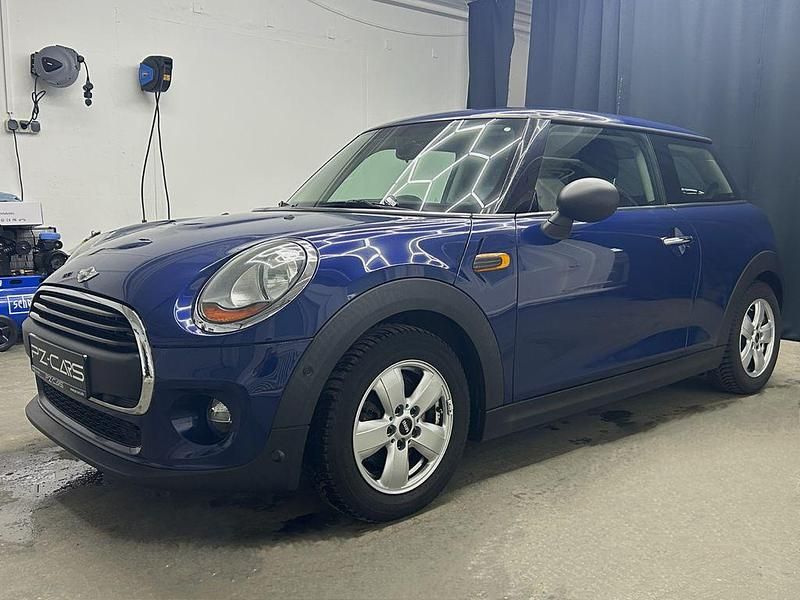 Second-hand Mini ONE 75 CP (55 kW) 2016 Albastru Hatchback