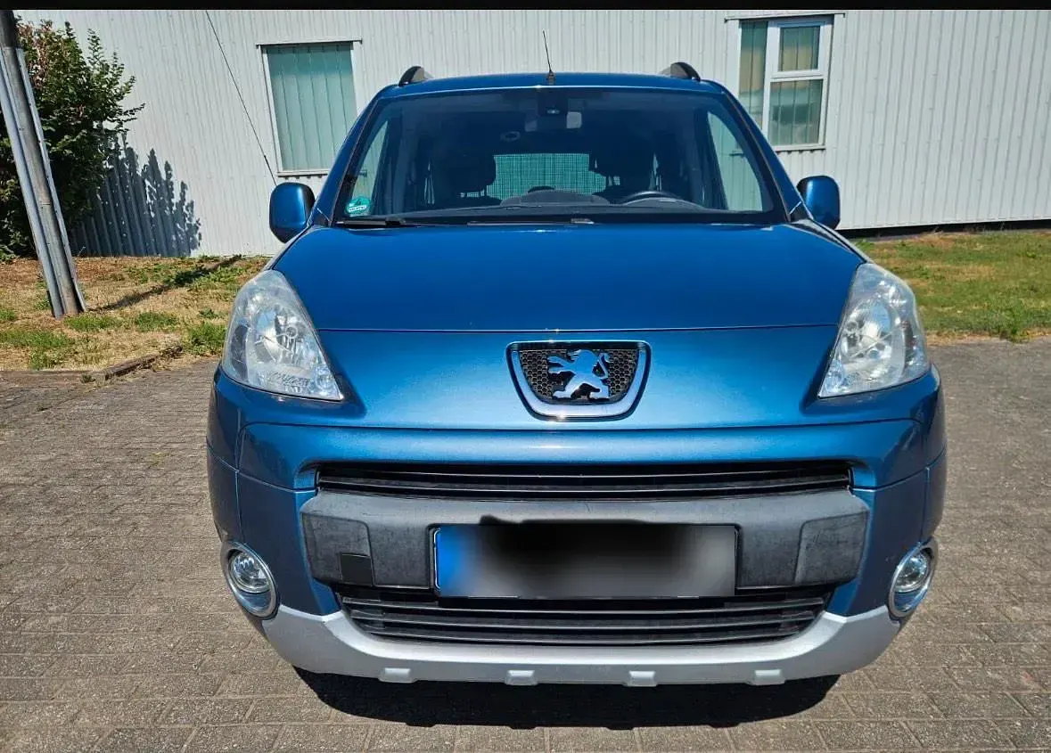 Gebraucht Peugeot Partner Tepee 120 PS (88 kW) 2011 Blau Van / Kleinbus