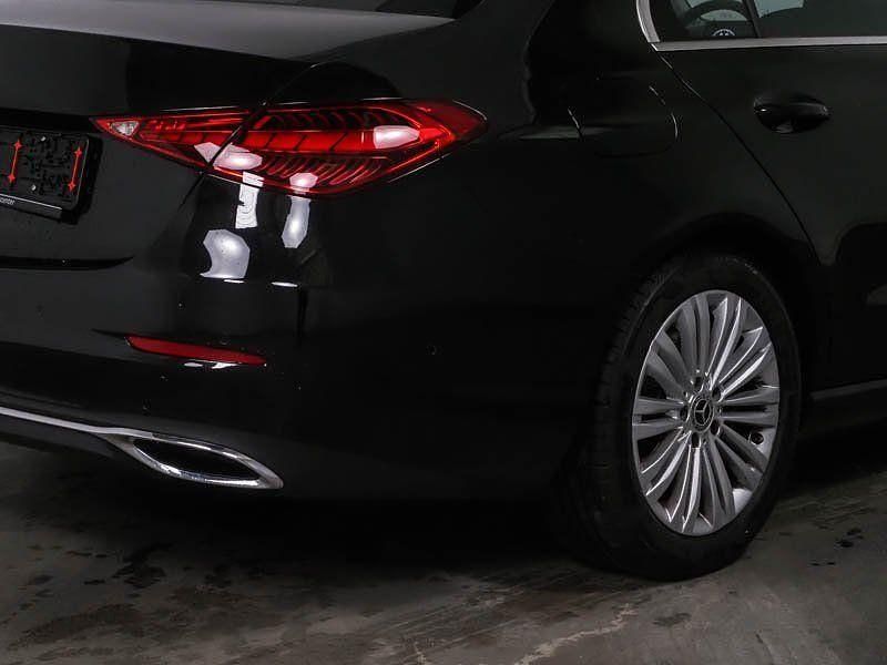 Gebraucht Mercedes C180 170 PS (125 kW) 2025 Lack obsidianschwarz Limousine