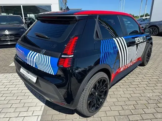 Neu Renault 5 E-Tech Evolution 110 kW (150 PS) 2026 Schwarz Limousine