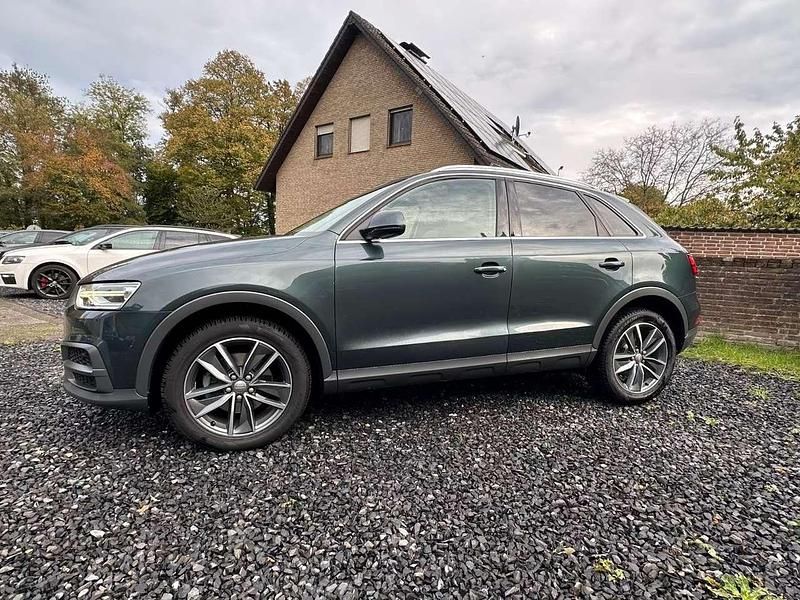 Gebraucht Audi Q3 Design 150 PS (110 kW) 2017 Grün SUV