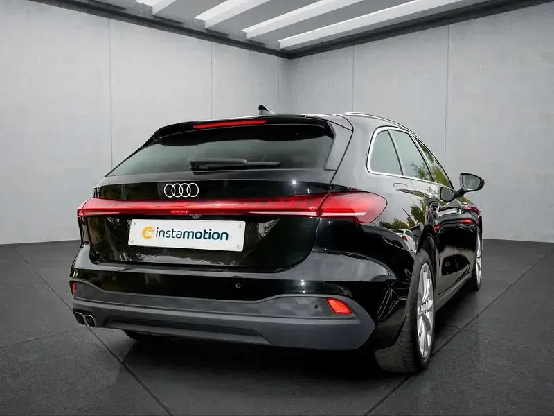 Gebraucht Audi A5 204 PS (150 kW) 2025 Schwarz Kombi