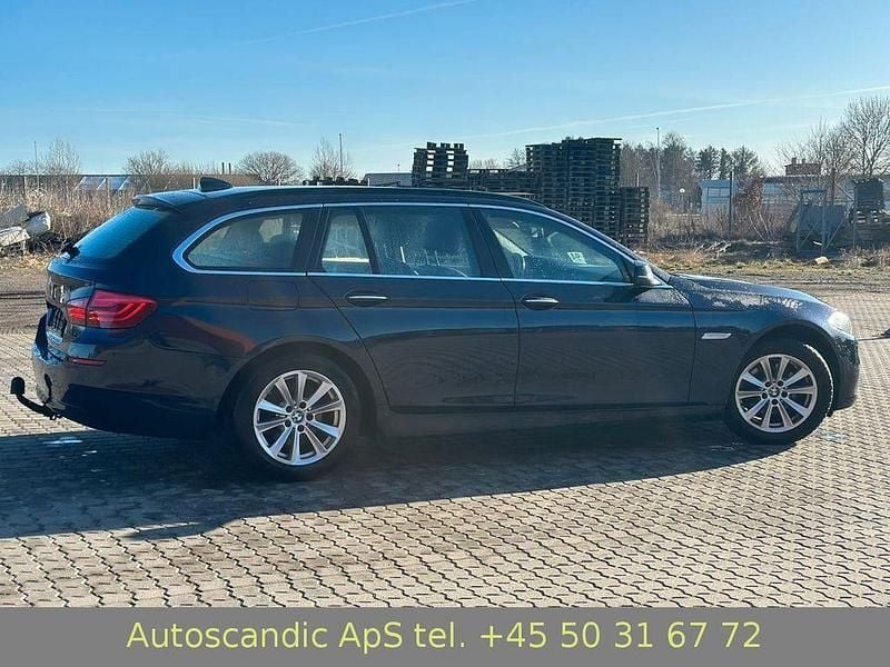 Gebraucht BMW 520 190 PS (139 kW) 2016 Blau Kombi
