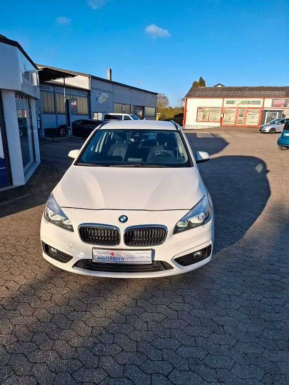 Gebraucht BMW 218 Advantage 136 PS (100 kW) 2016 Weiß Kombi