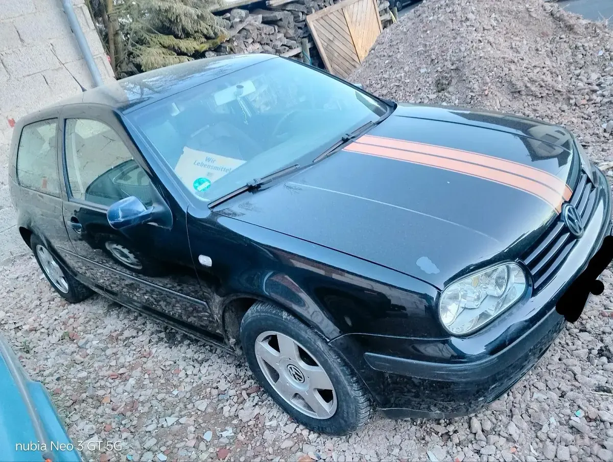 Gebraucht VW Golf IV 75 PS (55 kW) 2003 Schwarz Kleinwagen