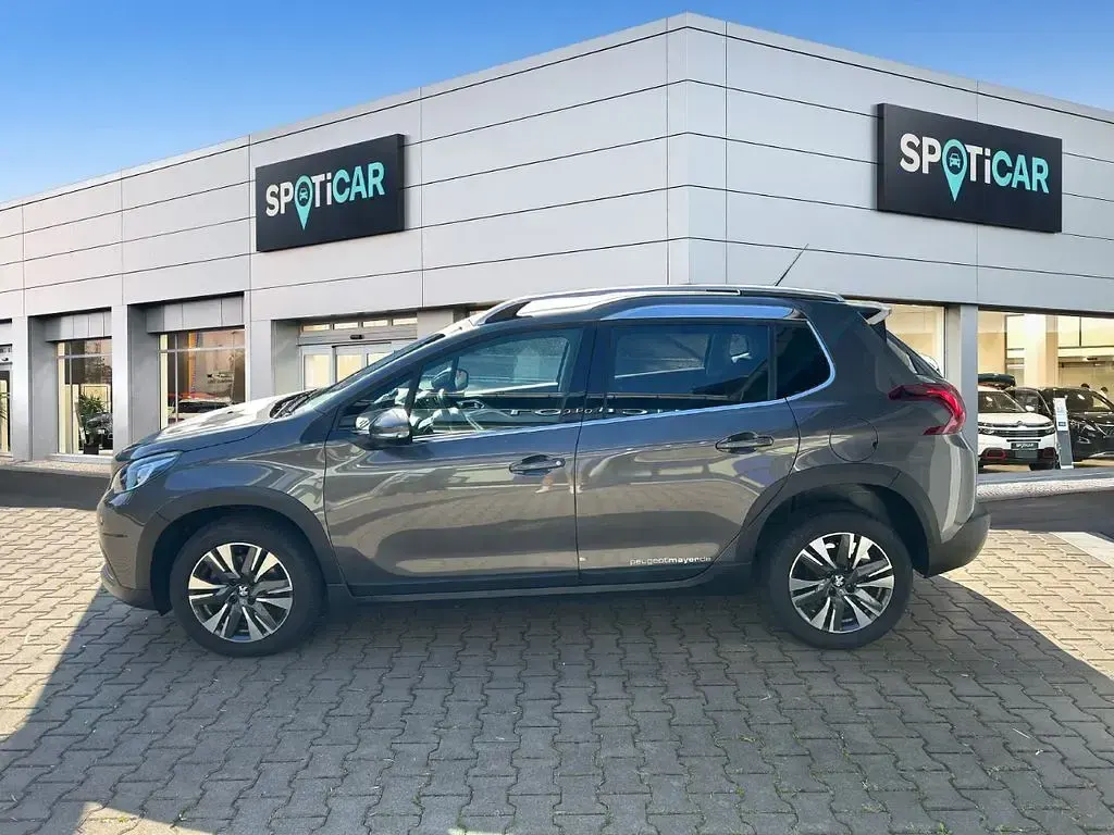 Gebraucht Peugeot 2008 Allure 131 PS (96 kW) 2019 Grau SUV