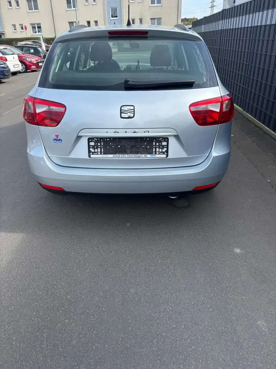 Gebraucht Seat Ibiza ST Reference 75 PS (55 kW) 2010 Silber Kombi