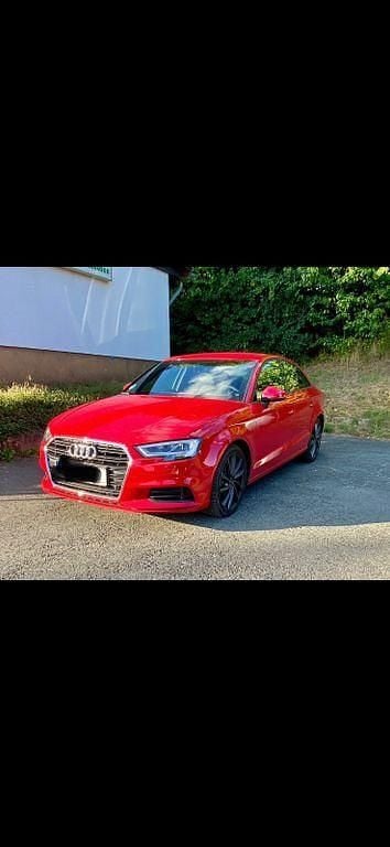 Gebraucht Audi A3 Performance 150 PS (110 kW) 2020 Rot Limousine