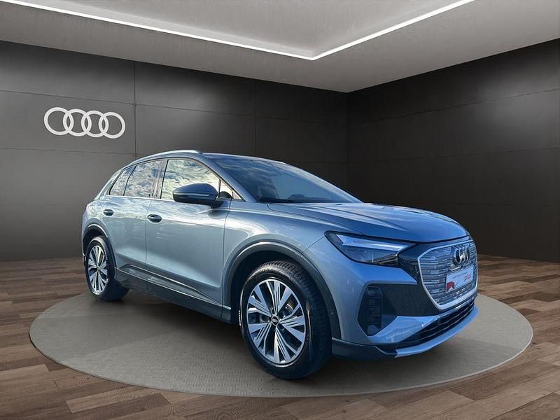 Second-hand Audi Q4 e-tron Sport 150 kW (204 CP) 2022 Albastru SUV