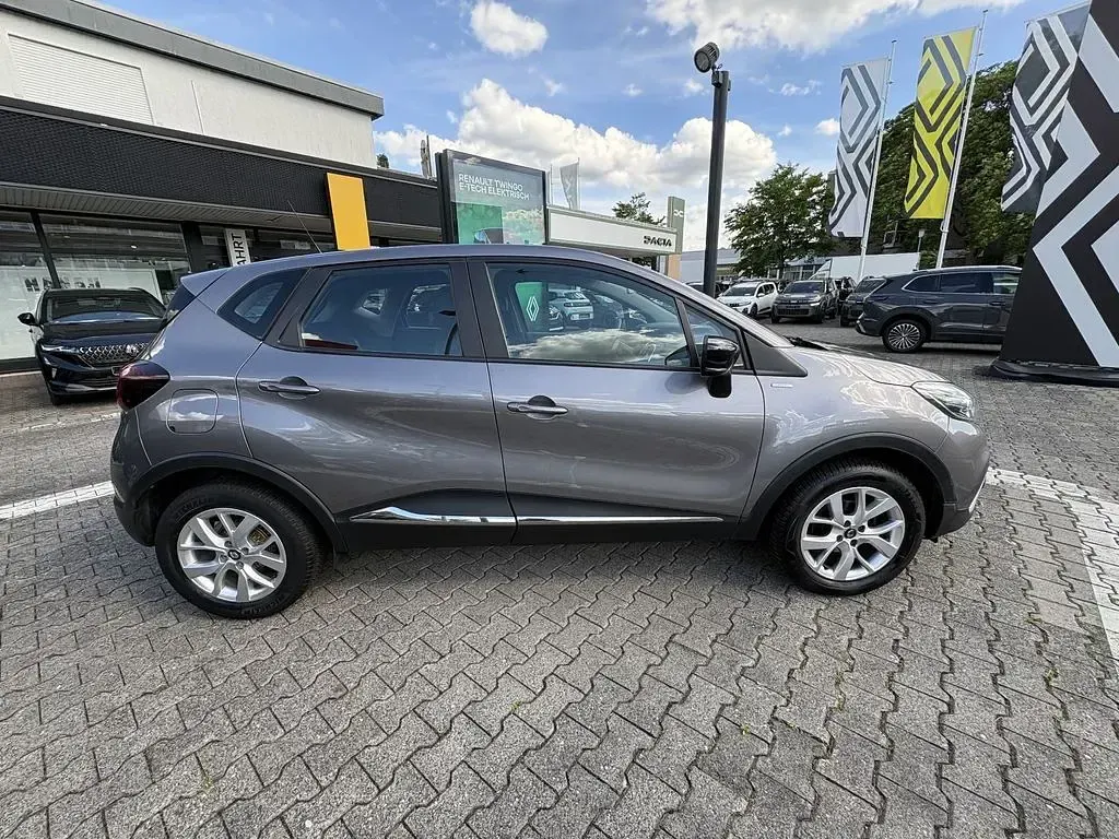 Gebraucht Renault Captur LIMITED 90 PS (66 kW) 2018 Grau SUV