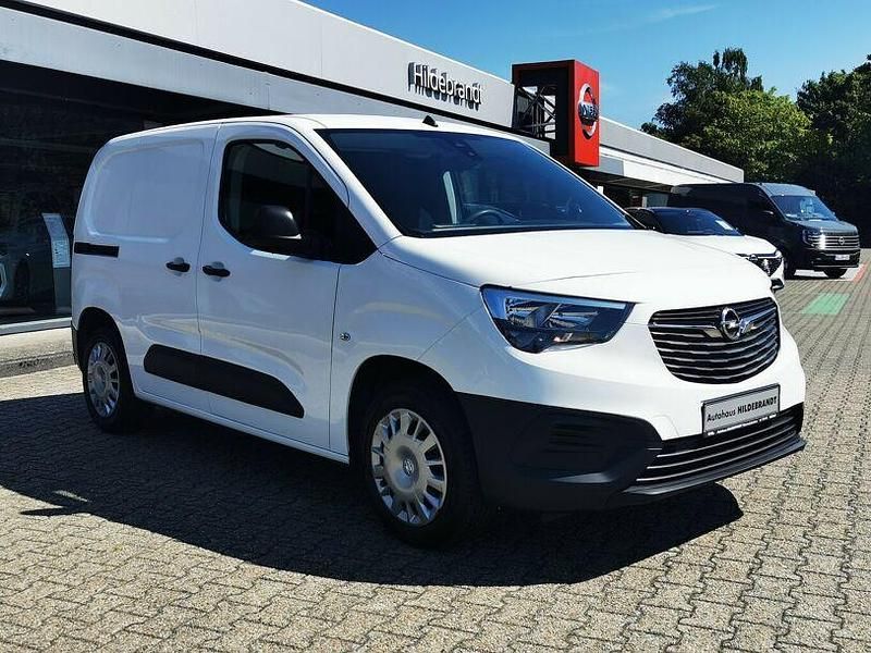 Weiß Gebraucht 2019 Opel Combo Edition Van / Kleinbus | 9.950 € (Fairer Preis) - Bild 1/4