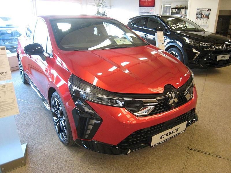Neu Mitsubishi Colt Select 91 PS (66 kW) 2025 Rot Kleinwagen