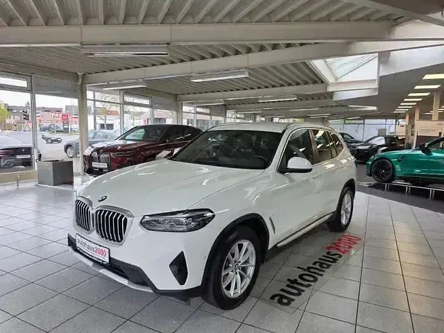 Gebraucht BMW X3 Sport Line 190 PS (139 kW) 2023 Alpinweiss iii SUV