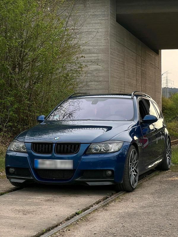 Gebraucht 2008 BMW 330 Kombi | 7.200 € - Bild 1/4