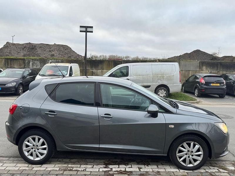 Gebraucht Seat Ibiza Style 75 PS (55 kW) 2012 Grau Limousine