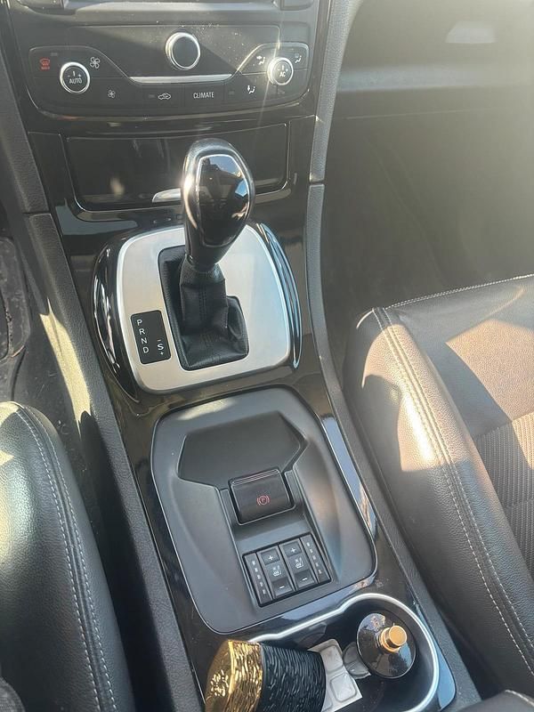 Second-hand Ford Galaxy 200 CP (147 kW) 2014 Andere farben Monovolum